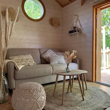 Lodge Dome A Bulles *