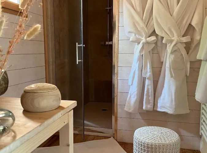 Lodge Dôme à Bulles *